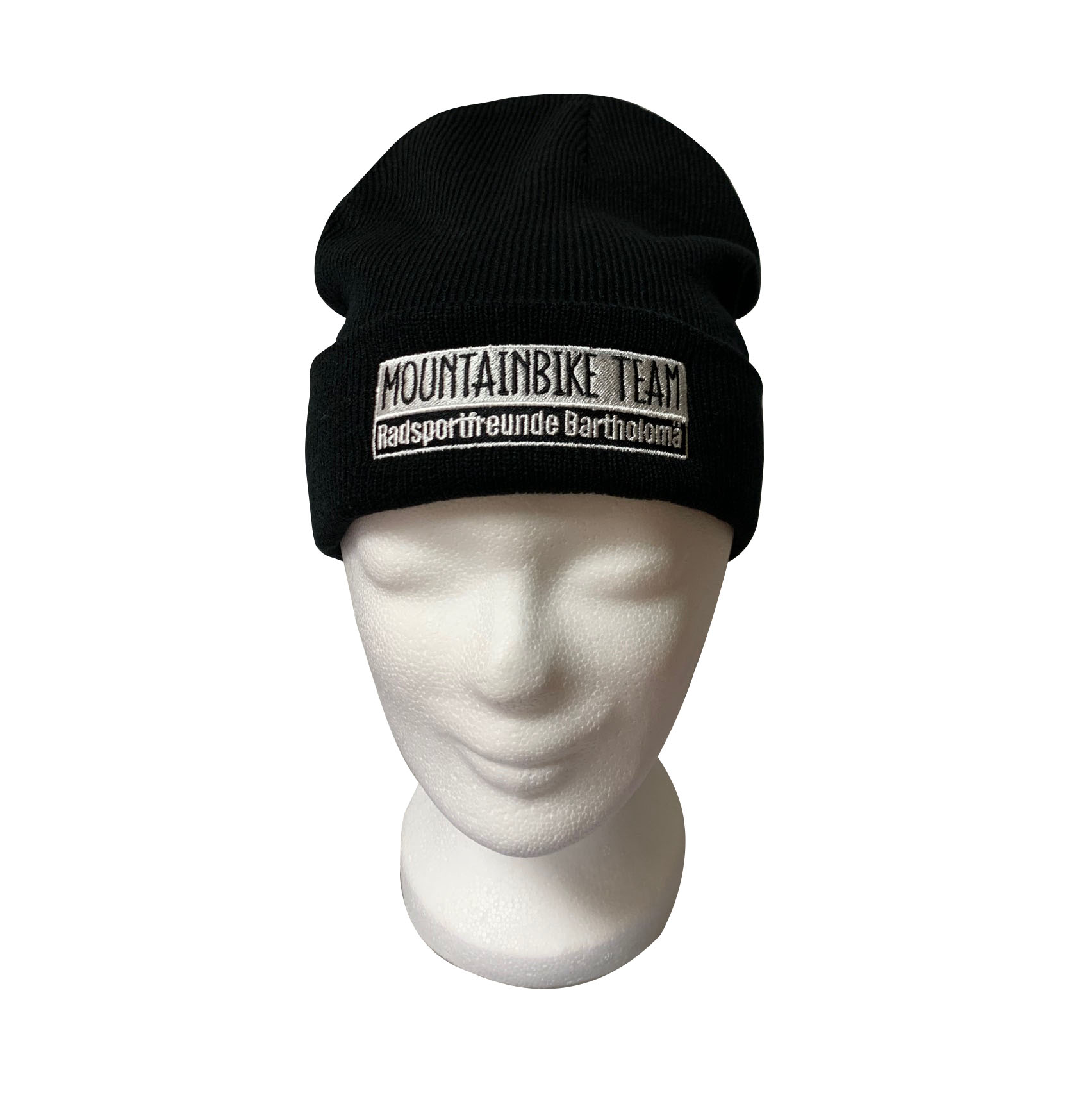 Beanie-Mütze für Radsportfreunde Bartholomä - schwarz mit Bestickung - Auf einem Mannequin-Kopf - Motiv 1
